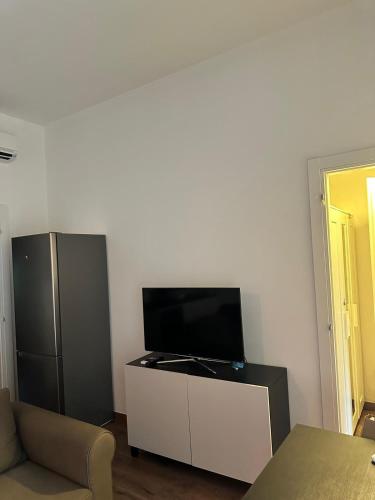 Two-Room Apartment Private Street - Central Bilocale Via Privata - Centrale