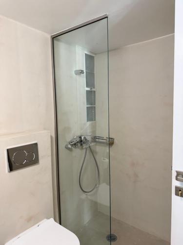 2BR Apt President Hotel View Near Metro