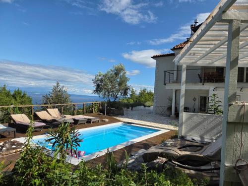 Apartment mit zwei Schlafzimmer mit Meerblick,Pool und Jacuzzi