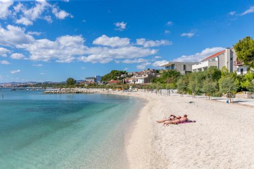 Apartments by the sea Podstrana, Split - 27996