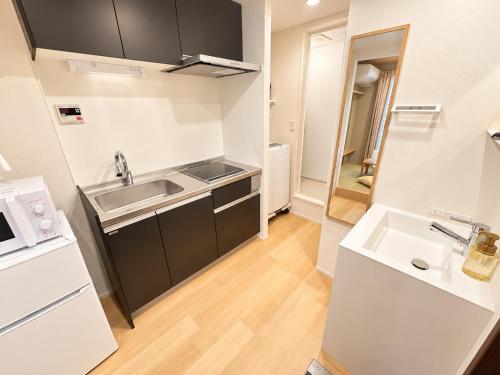 QC402, Newly Built in 2026, Tokyo Shitamachi Tatami Experience, Two Single Japanese Futons, Private Kitchen, Washing Machine and Shower Room, Bus Stop 2 Minutes, Senso-ji 9 Minutes