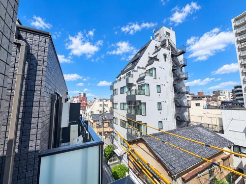 QC402, Newly Built in 2026, Tokyo Shitamachi Tatami Experience, Two Single Japanese Futons, Private Kitchen, Washing Machine and Shower Room, Bus Stop 2 Minutes, Senso-ji 9 Minutes