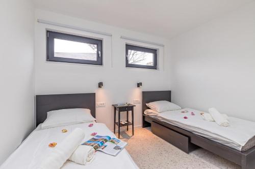 Pool Apartment Sapore Di Mare 4 - Happy Rentals