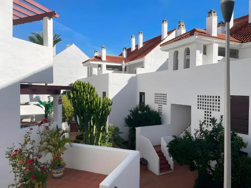 Puerto Banus La Maestranza