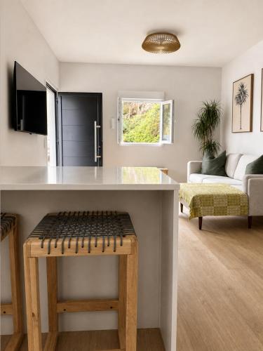 Banana Bungalow, Tranquil Escape Near Funchal
