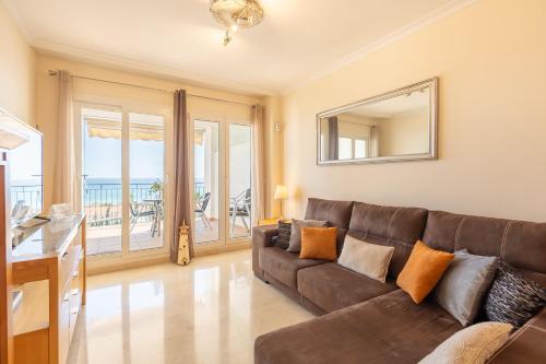 Manilva Playa with Sea view for 5 - Happy Rentals
