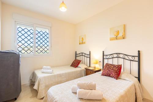 Manilva Playa with Sea view for 5 - Happy Rentals