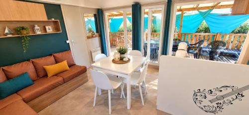 Mobilhome - 8pers - 100m des plages - Tout équipé