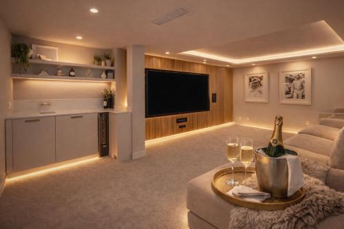 Villa Luz Bliss Smart Home with Sea View Pool Sauna and Cinema