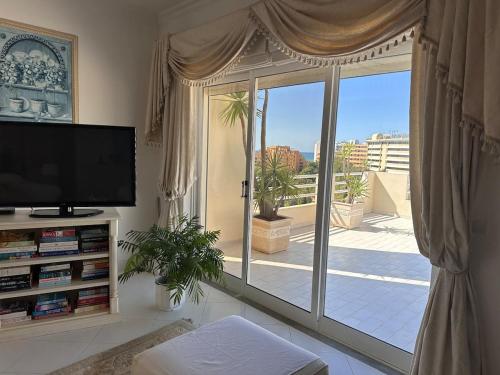 Vilamoura marina retreat top floor apartment