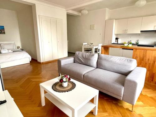 8 min to Lausanne train station