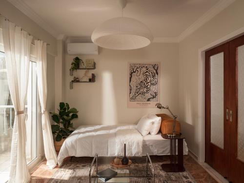 M-98 Apartment in City Center by FortesStays
