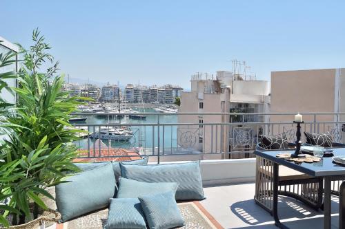 PJ Zeas Crown Penthouse