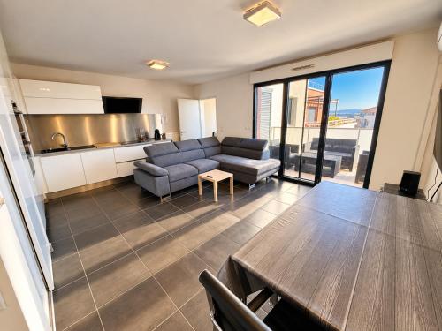 T2 récent 45m2, Parking inclus, Clim