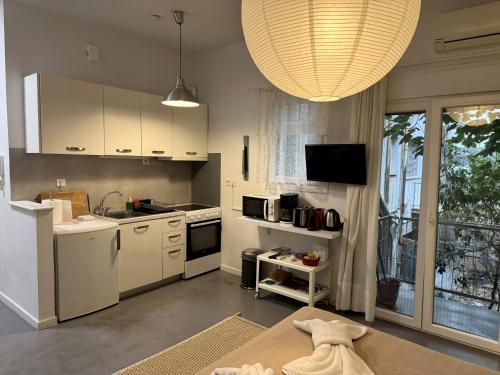 Minimal Boutique Studio in Kolonaki