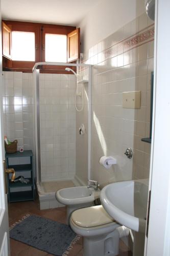 Casa di Anna tesisinde bir banyo