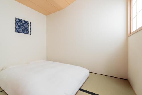 鶴Inn 鶴橋駅徒歩3分 難波 梅田 天王寺 関西空港 奈良へ直通 贅沢な和モダン一軒家 花間居