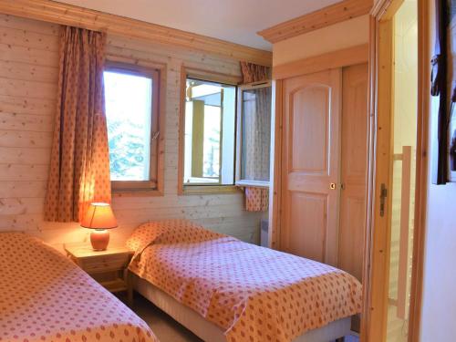 Appartement skis aux pieds, vue vallée - 4 pers.