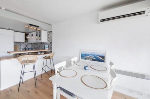 Apartment next to the beach - 4P