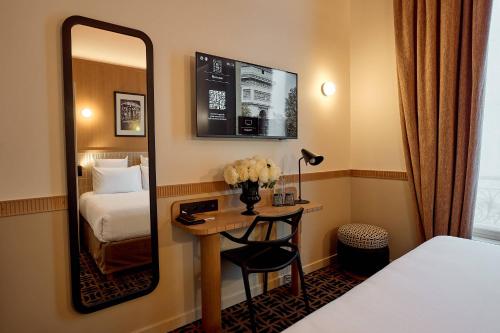 6 VH Hotel