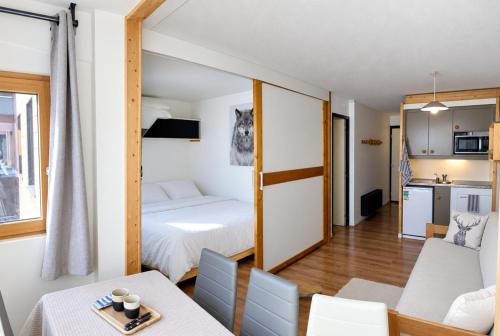 Val Thorens - Ski InOut - 6 Beds Flat ARC-304