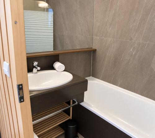 Val Thorens - Ski InOut - 6 Beds Flat ARC-304