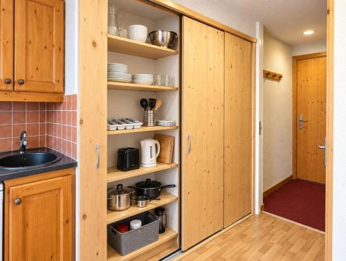 Val Thorens - Ski InOut - 4 Beds Flat C-E10