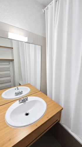 Val Thorens - Ski InOut - 6 Beds Flat J-C4