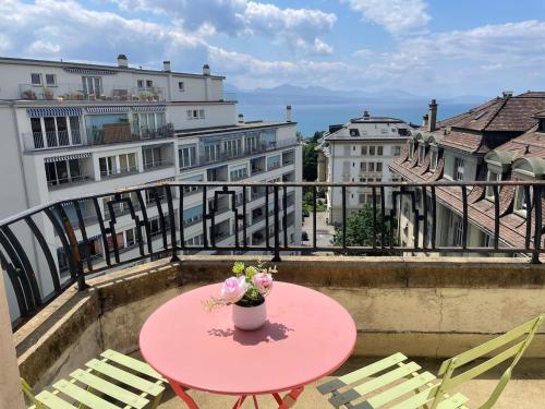 Specious studio in Down with lake view