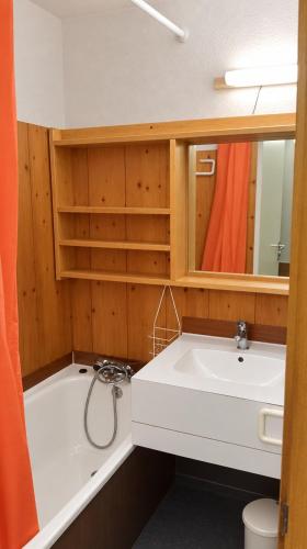 Val Thorens - Ski InOut - 5 Beds Flat M-803