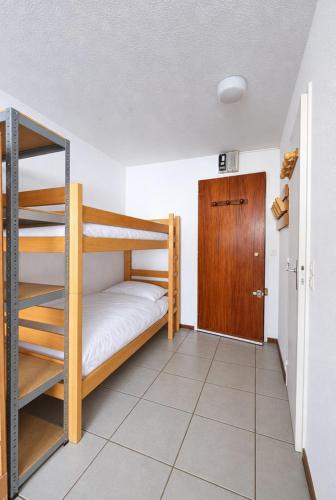 Val Thorens - Ski InOut - 6 Beds Flat N-194