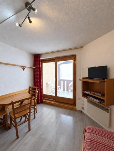 Val Thorens - Ski InOut - 5 Beds Flat P-408