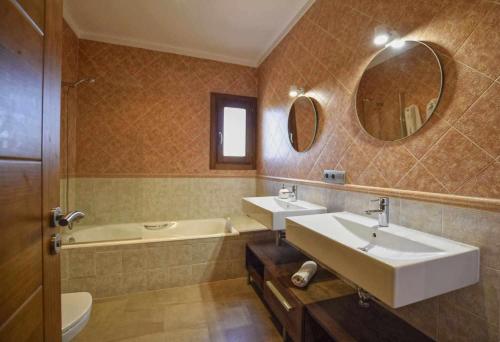 Bonita villa en Alcudia piscina cerca de la playa