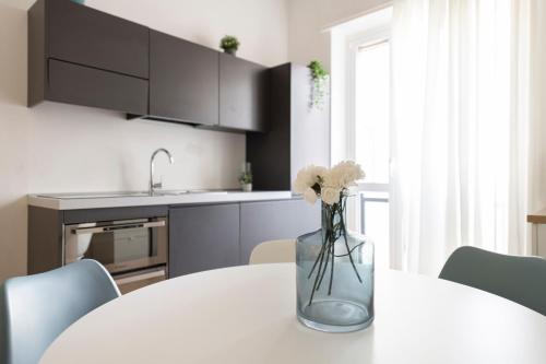 Easylife - Milano - D'Annunzio - Navigli