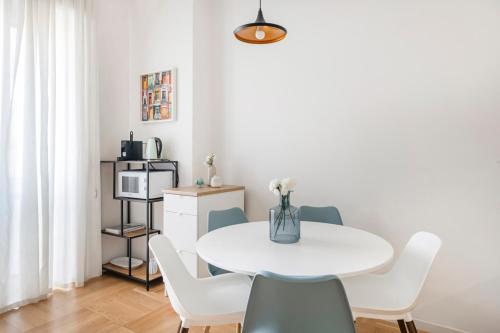 Easylife - Milano - D'Annunzio - Navigli