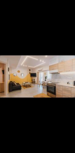 Calmio 1 Athens