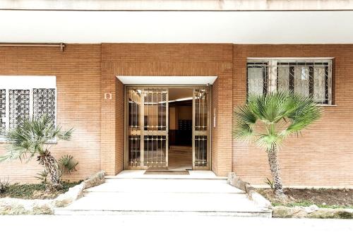 Bright 2BR with balcony, Caffarella, Furio Camillo, Tuscolana Station