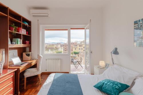 Bright 2BR with balcony, Caffarella, Furio Camillo, Tuscolana Station