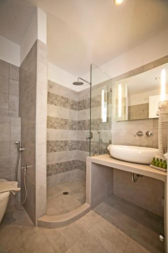 Aelia Apartments