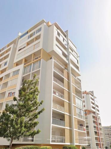 Home & Holidays Neptuno Portimao