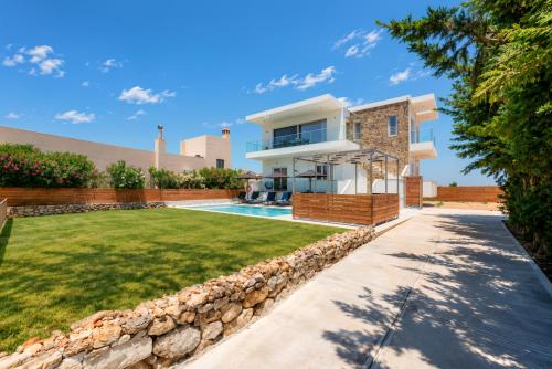 Luminosa Luxury Villa