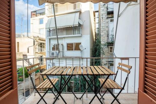 A Little House in Plaka