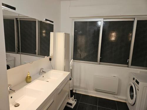 StudioG-2 Premium Clim Parking Terrasse Confort