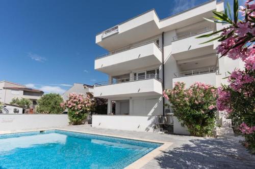 Villa Sandi with a pool