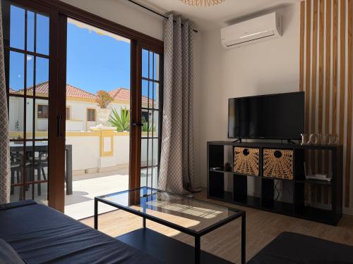 Sunny Terrace Apartment with Pools in Costa Adeje