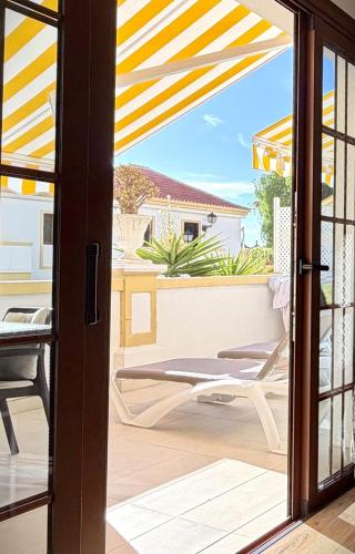 Sunny Terrace Apartment with Pools in Costa Adeje