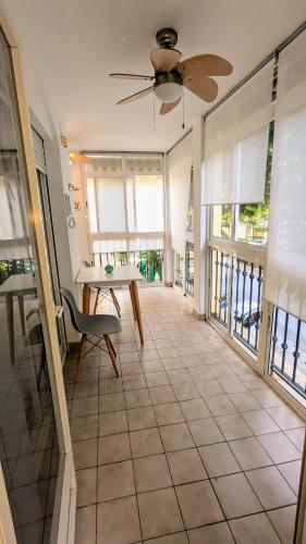 Centrally located 600 m from the sea