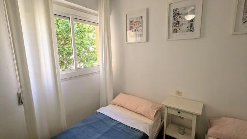 Centrally located 600 m from the sea