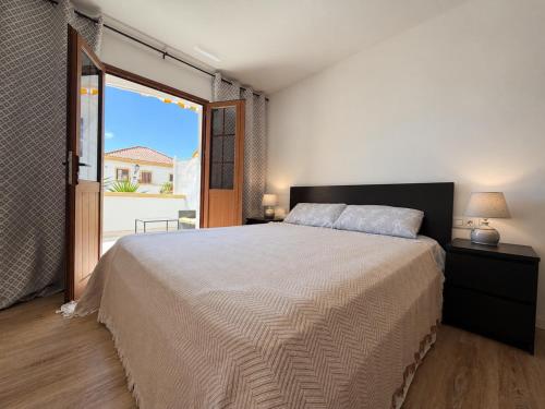 Sunny Terrace Apartment with Pools in Costa Adeje