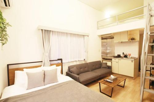 Hatsudai Grandor 103